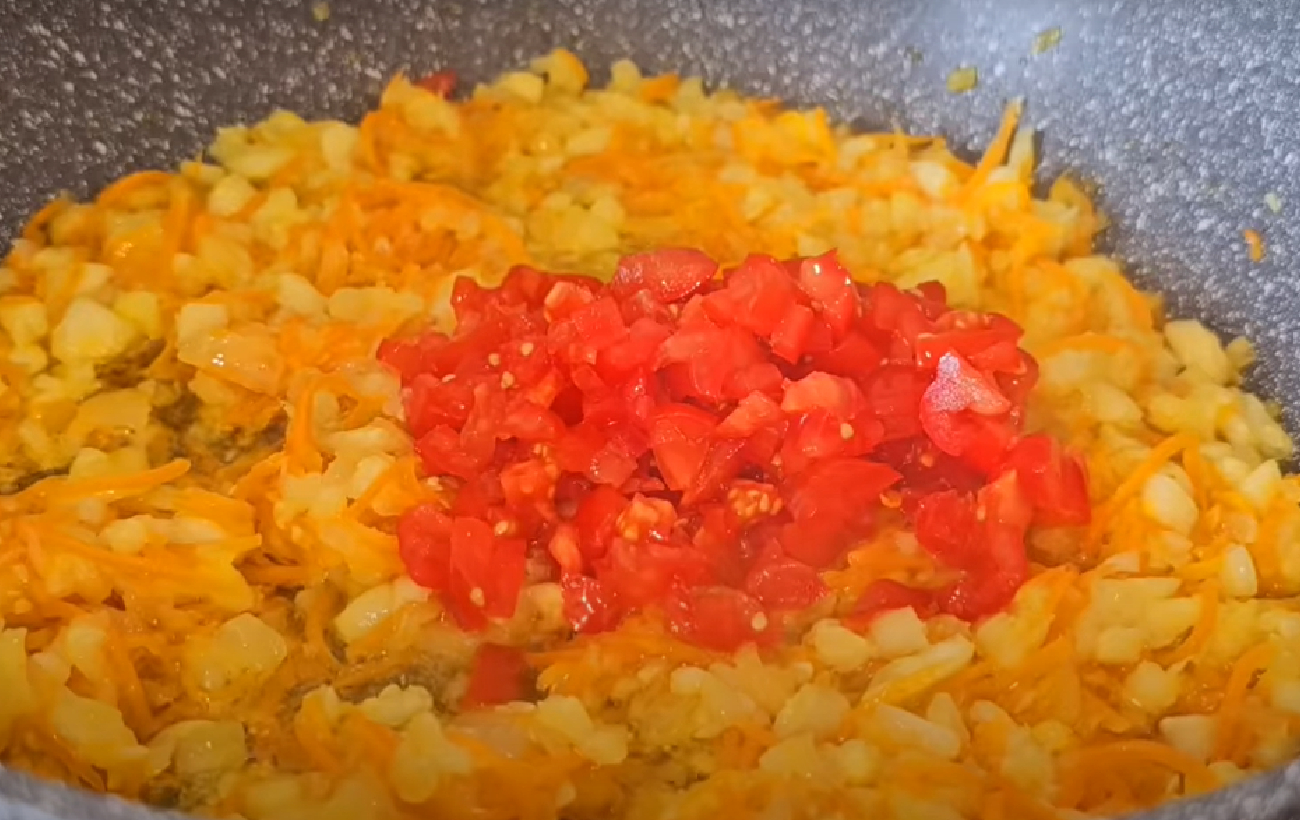 Кабачкові човники з куркою та сиром: рецепт легкої вечері для літнього вечора